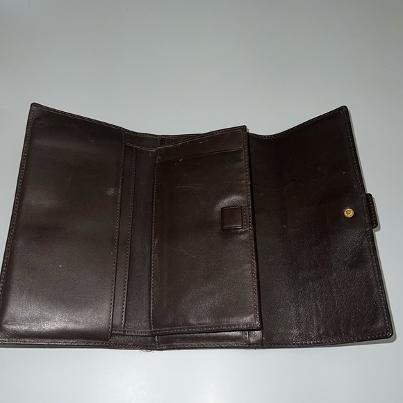 Coach Wallet - Picture 4 of 5